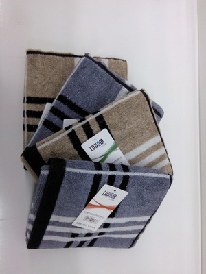 热销推荐 丝舒幔0578深色面巾——品质生活的精致之选