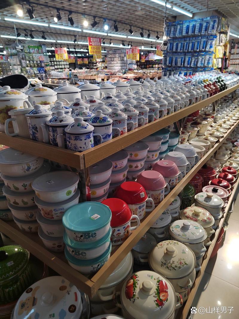 生活中的小帮手 万众小商品与日用百货的实用妙招